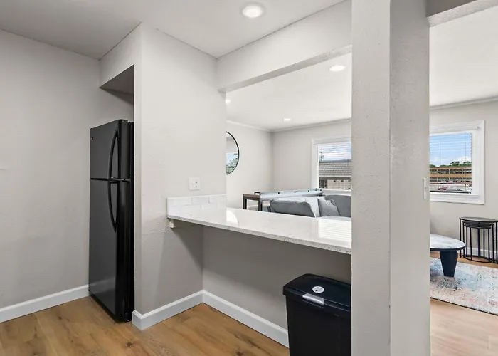 Newly Renovated Unit In Spfld #201 Apartamento